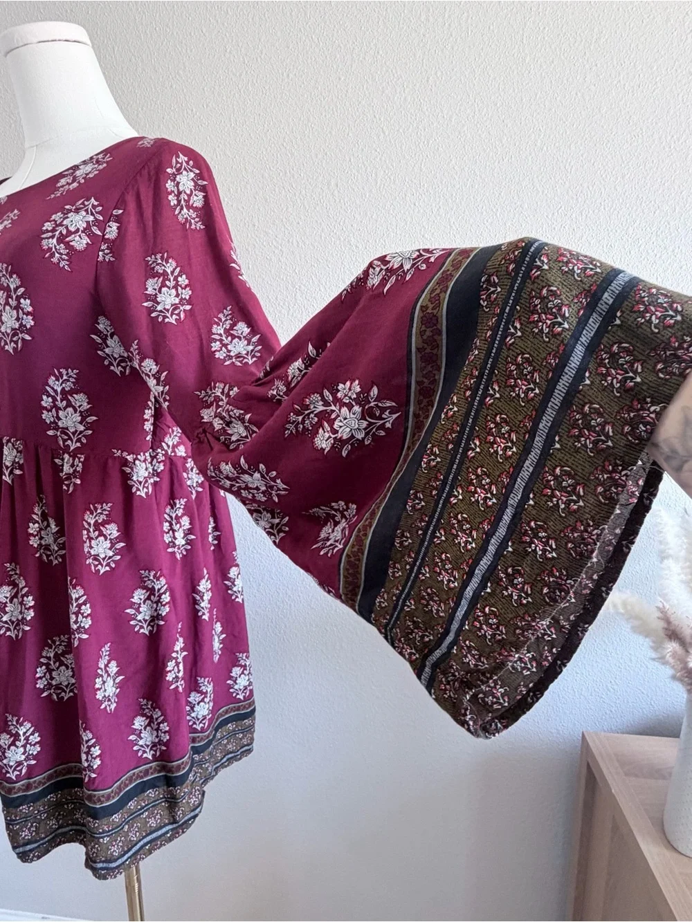 Very J Pull Over Flare Sleeve Tunic Shirt Mini‎ Dress Boho Large Lined Paisley L